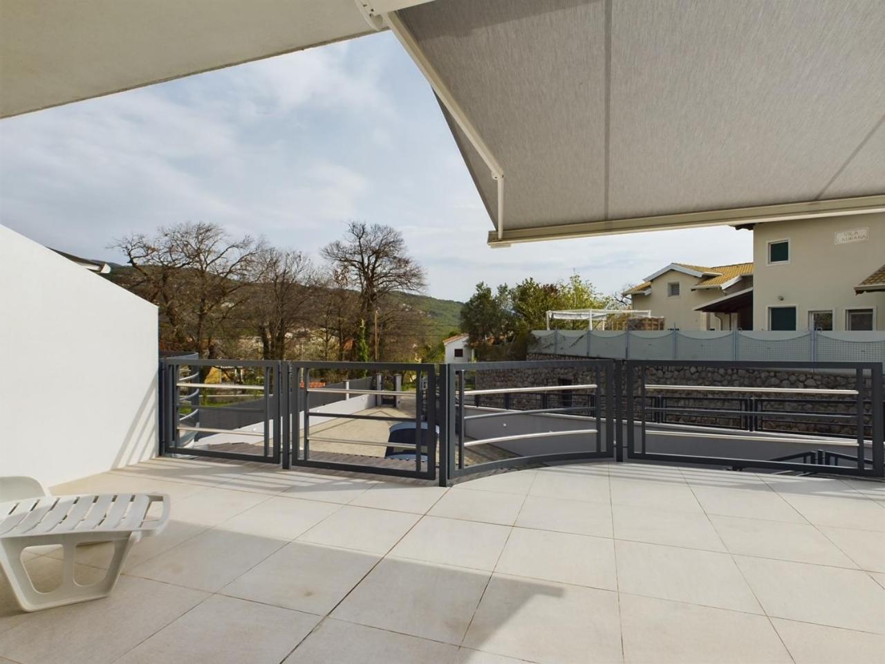 Villa Vila Lovran Luaran gambar
