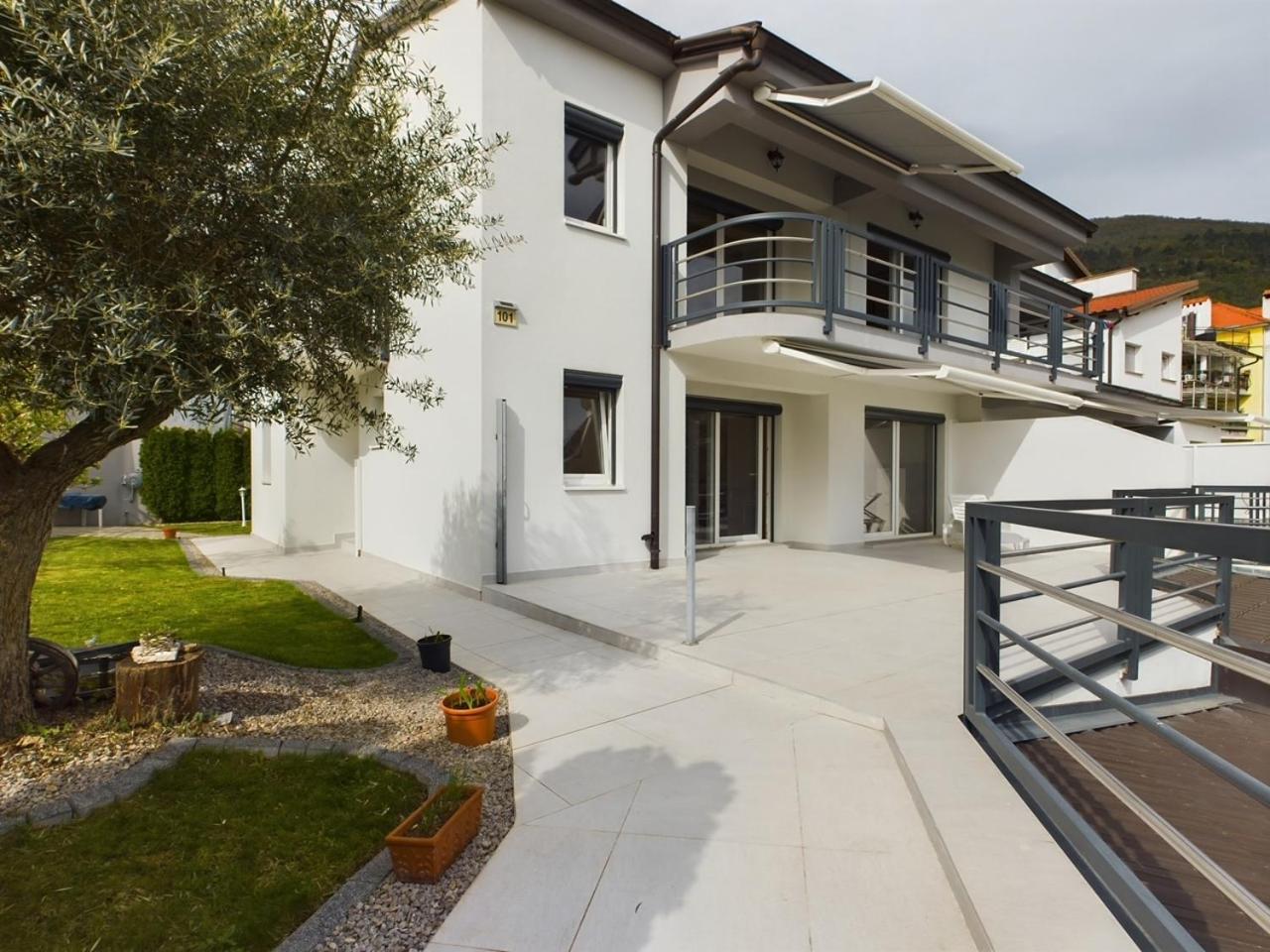 Villa Vila Lovran Luaran gambar
